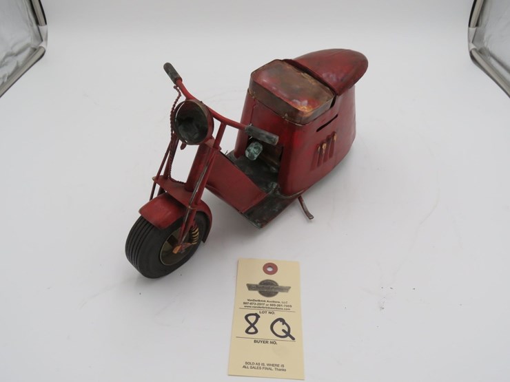 pressed-steel-cushman-scooter-image-3