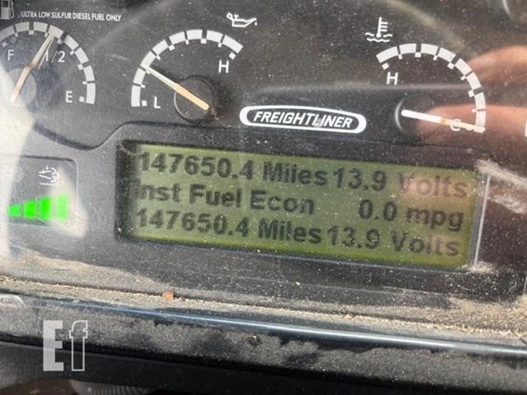 2012-freightliner-mt45-image-10