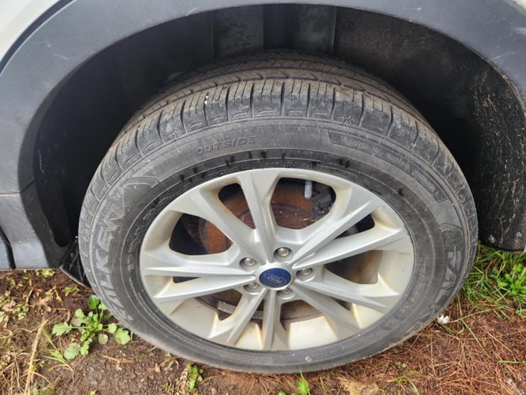 2014-ford-escape-image-42
