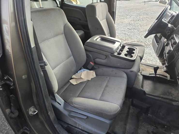 2015-chevrolet-2500-image-41