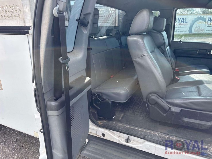 2013-ford-f550-image-16