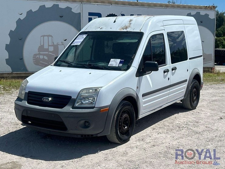 2010-ford-transit-connect-image-1