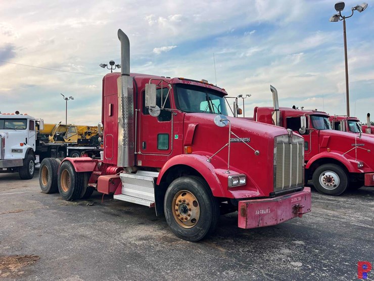 2009-kenworth-t800-image-2