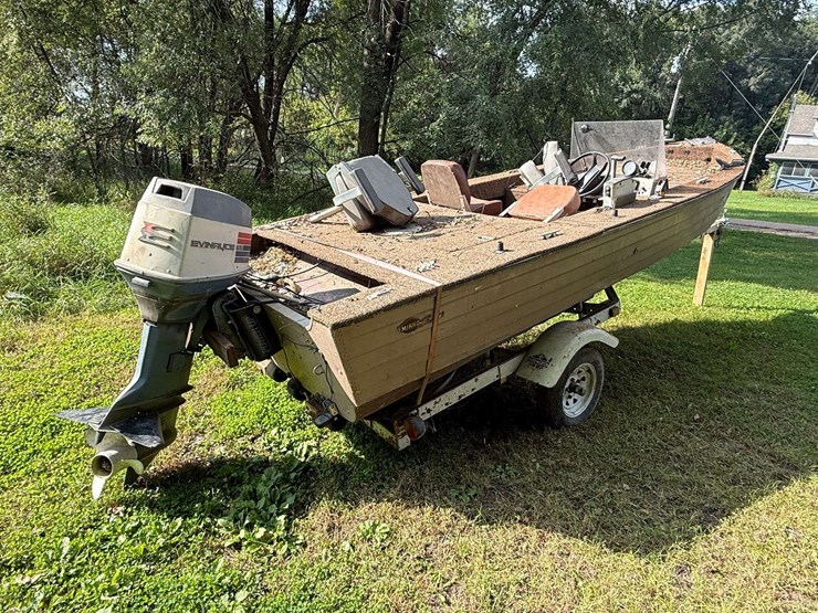 mirro-craft-boat,-motor-and-trailer,-65hp-evinrude-engine,-aluminum-boat,-has-been-stored-for-approx-image-5