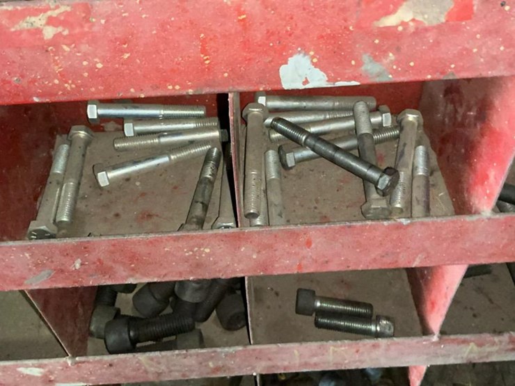 #120-•-coarse-thread-bolts-rack-and-contents-image-56