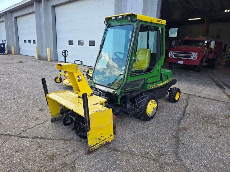 john-deere-f935-image-14