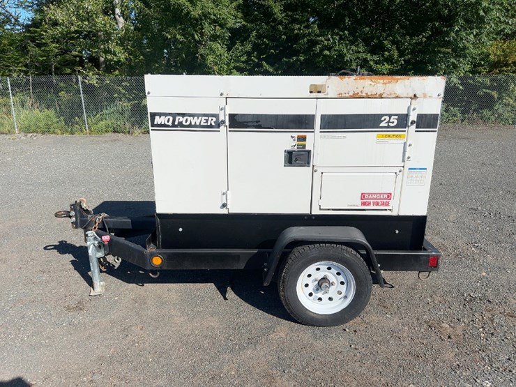 mq-whisperwatt-df-027012-tow-behind-generator-image-2