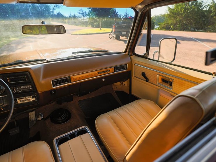 1977-chevrolet-c30-image-141