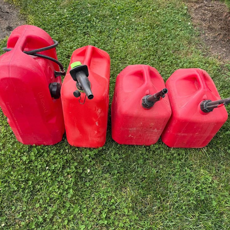 (4) Gas Cans, Buying All for One Money