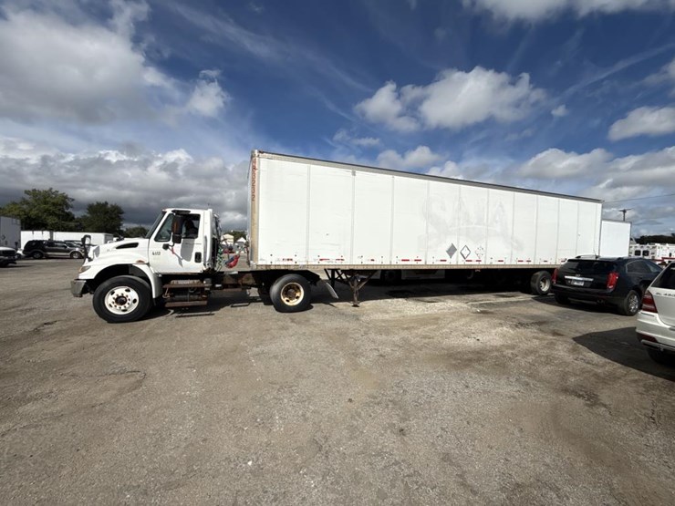 2007-international-durastar-4400-image-2