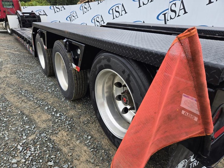 2024-globe-lowboy-image-27