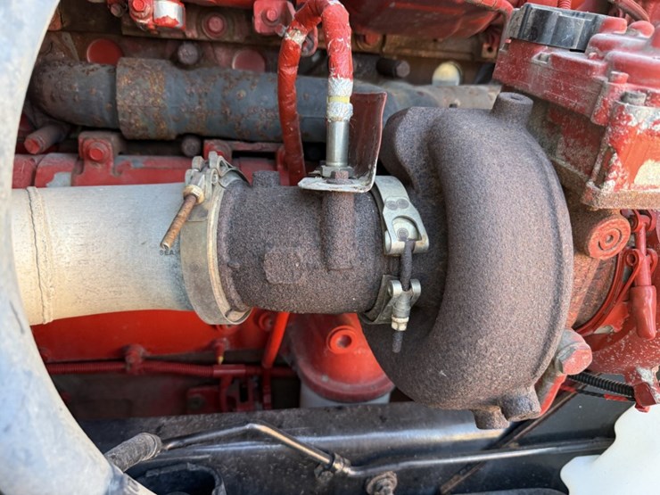 2022-peterbilt-579-image-27