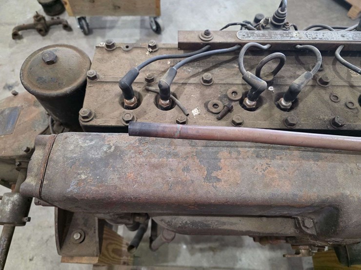 late-model-pontiac-inline-8-engine-converted-to-marine-use-by-kermath,-loose-and-in-excellent-condit-image-9
