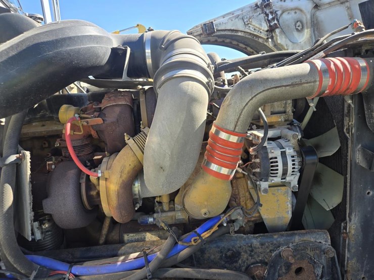 2006-caterpillar-c15-image-36