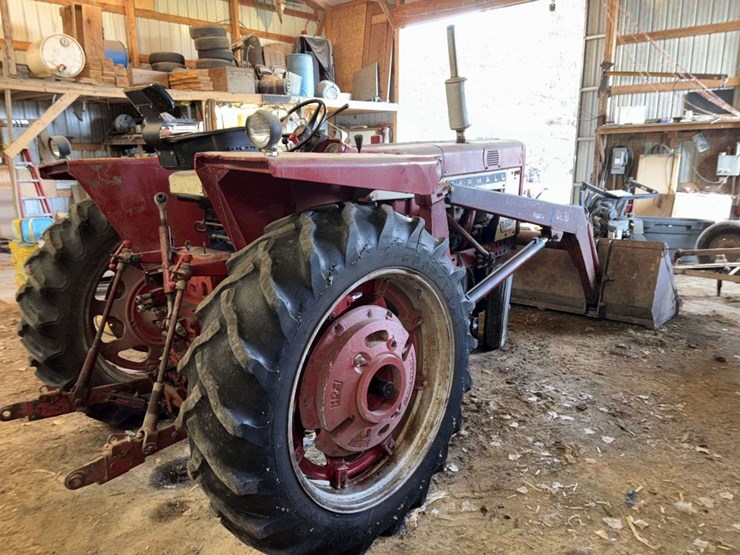 1965-farmall-656-tractor,-open-station,-gas,-nf,-fenders,-15.5-38-rears,-(3)-pair-of-rear-wheel-weig-image-8