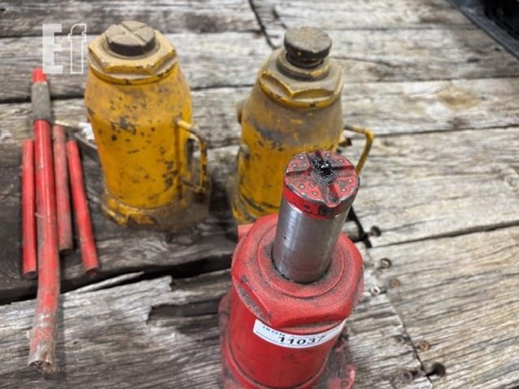 (3)-20-ton-bottle-jacks-image-1