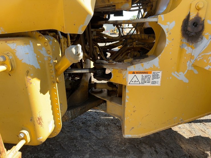 1985-caterpillar-950b-image-17