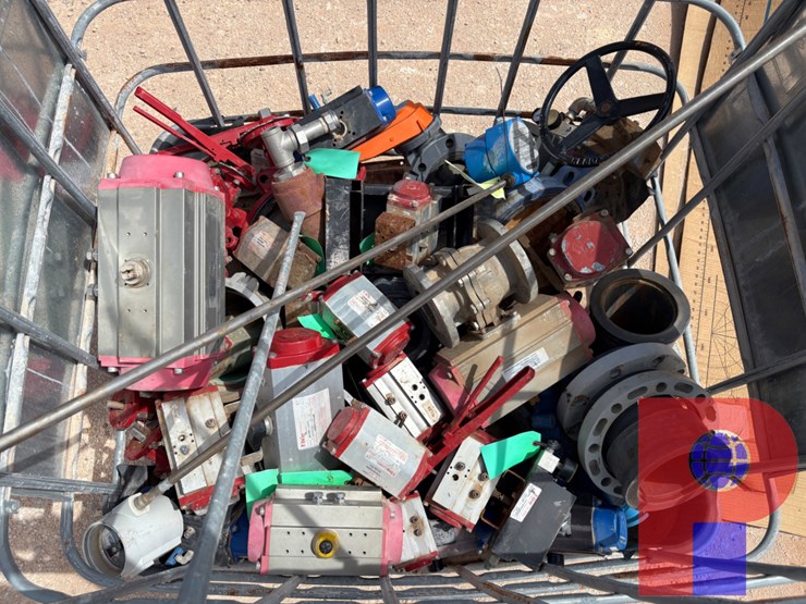crate-of-assorted-4”-10”-butterfly-valves-&-bray-valve-actuators-image-2