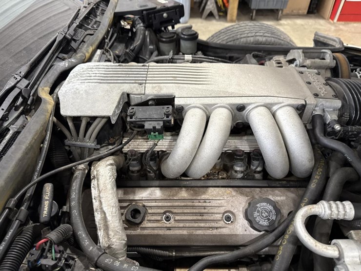 #1399-•-1990-chevrolet-corvette-convertible-car-image-20