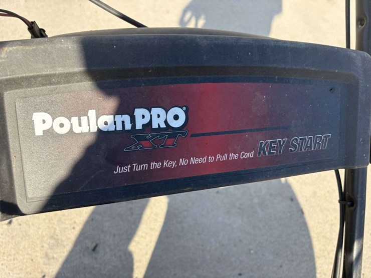 poulan-pro-walk-behind-lawn-mower,-22”,-6.25-hp-b&s,  *needs-tune-up-image-5