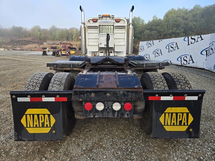 2006-caterpillar-c15-image-4