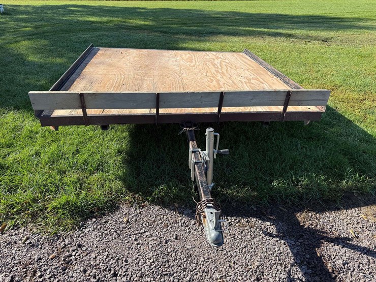 tilt-bed-snowmobile-trailer,-8’x8’,-no-title-image-2