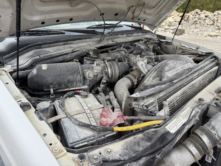 2008-ford-f550-image-31