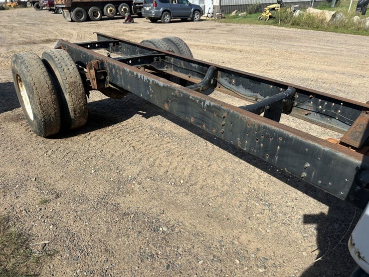 #1414-•-1986-international-1654-straight-truck-image-14