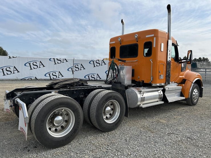 2023-kenworth-w990-image-5