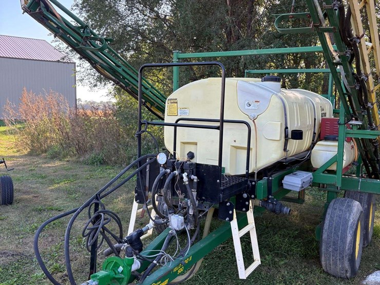 ritchie/bestway-pull-type-sprayer,-500-gallon-tank,-60’-hydraulic-boom,-manual-folt,-hydraulic-pump,-image-4
