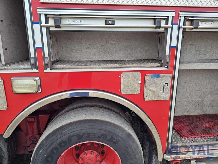 2009-pierce-105ft.-ladder-t/a-fire-truck-image-34