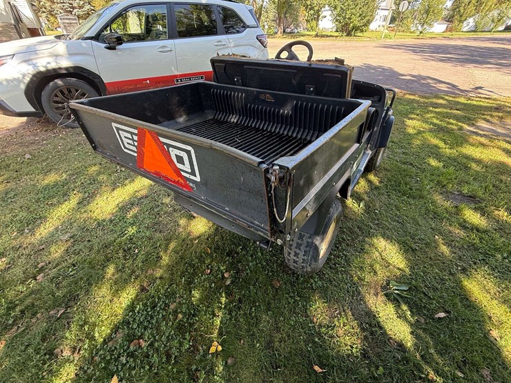 2002-ez-go-work-horse,-tilt-dump-box,-easy-restoration-on-body-per-seller,-one-minor-dent-and-seat,-image-10