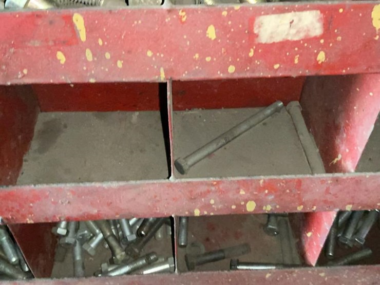 #120-•-coarse-thread-bolts-rack-and-contents-image-47