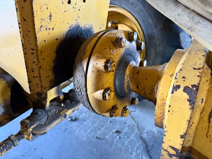 1994-deere-770bh-image-41