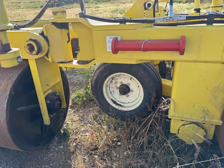 degelman-8000-landroller-image-7