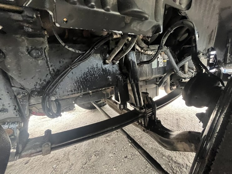 2020-kenworth-t680-image-11