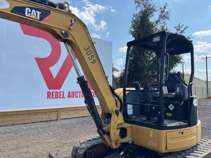 2014-caterpillar-305e-cr-image-23