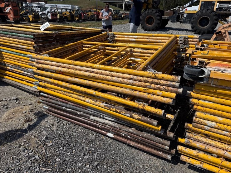 pallet-of-scaffolding-(approx.-19-pc)-image-1