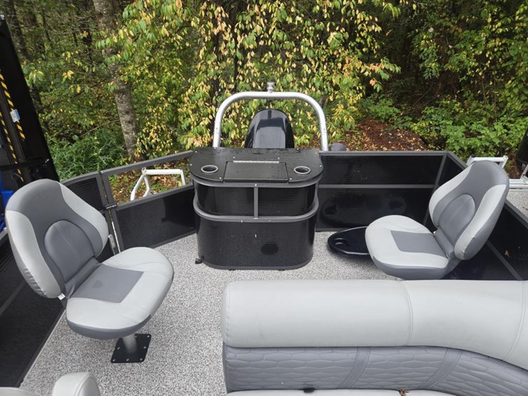 #1228-•-montego-bay-8522-pontoon-boat-w/-trailer-image-35