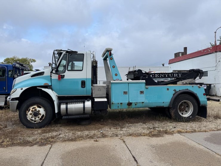 2004-international-durastar-4400-image-2