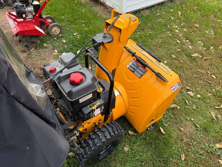 poulan-pro-27”-snowblower-with-cab,-electric-start-image-6
