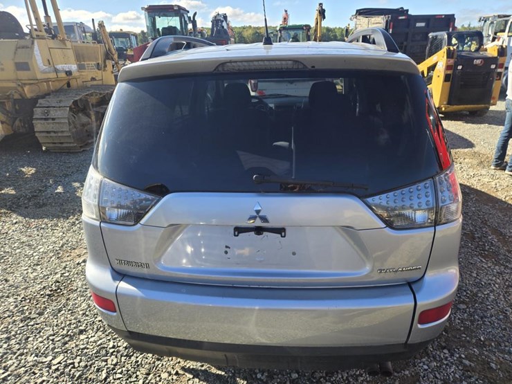 2007-mitsubishi-outlander-image-15