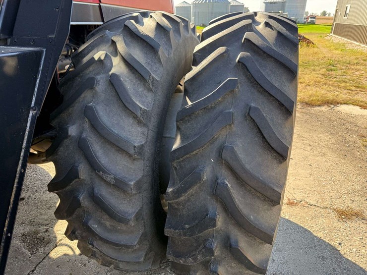 1985-case-ih-4894-image-31