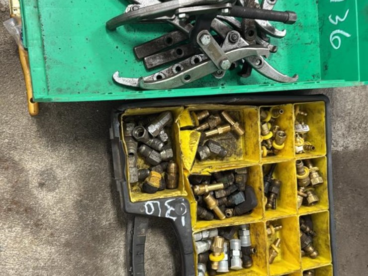 #136-•-pulley-puller-&-air-hose-fittings-image-1