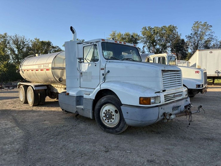 1989-international-350-image-1
