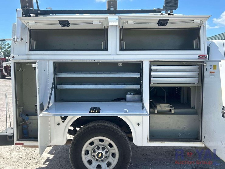 2012-chevrolet-silverado-3500-image-24