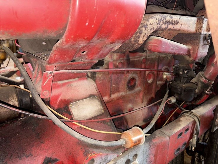 1965-farmall-656-tractor,-open-station,-gas,-nf,-fenders,-15.5-38-rears,-(3)-pair-of-rear-wheel-weig-image-14
