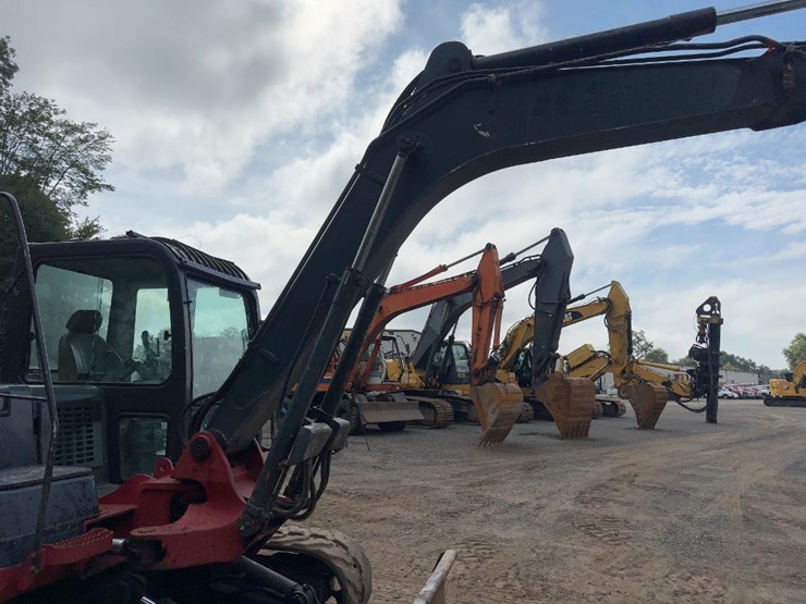 2005-takeuchi-tb175-image-11