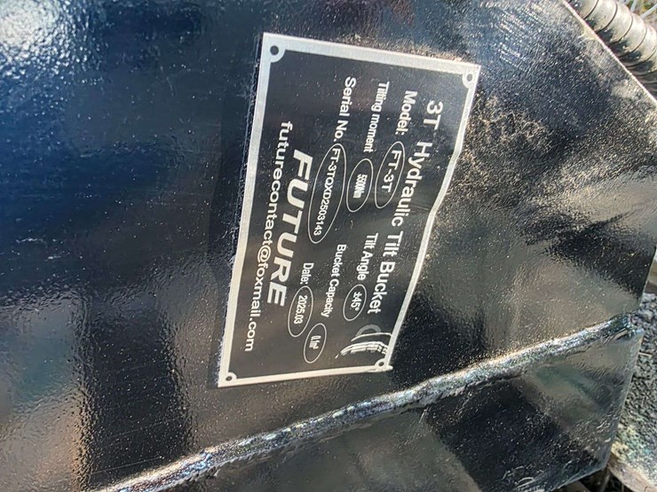 hydraulic-tilting-mini-excavator-ditching-bucket,-approx-36”,-new-image-2