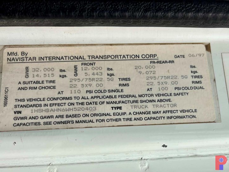 1998-international-8100-image-12